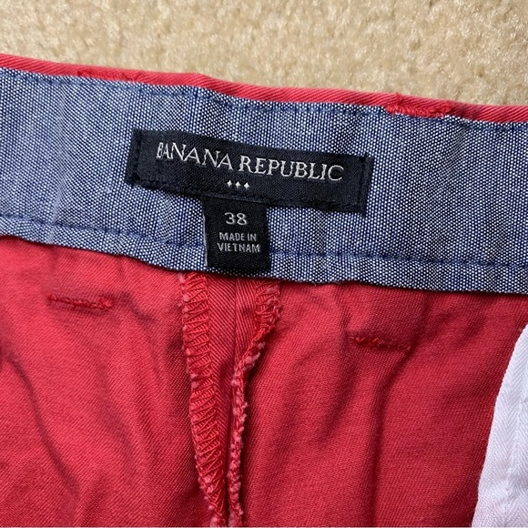 Banana Republic Factory Red Flat Front Chino Shorts- Sz 38 - Picture 3 of 11
